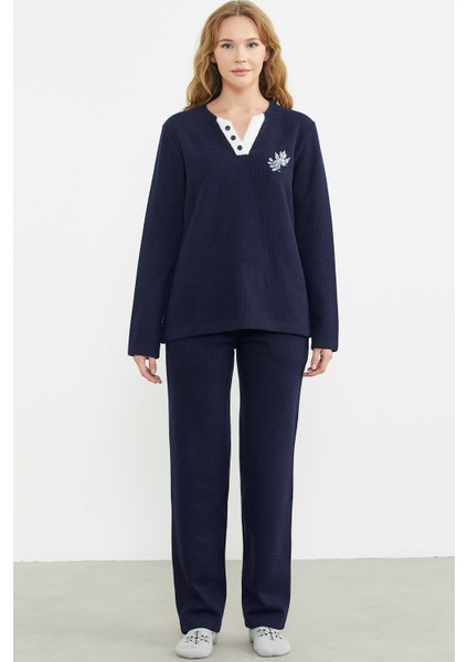 Fitilli Yaka Detaylı Pijama Takım - Lacivert