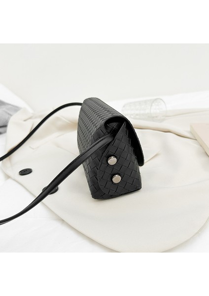 Niş Tasarım Kadınların Yaz Çok Yönlü Banliyö Küçük Kare Doku Çok Yönlü Omuz Crossbody Çanta (Yurt Dışından) modelleri