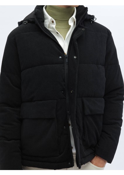 Siyah Regular Fit Kapüşonlu Casual Dokuma Mont fırsatları