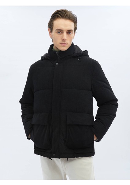 Siyah Regular Fit Kapüşonlu Casual Dokuma Mont indirimleri