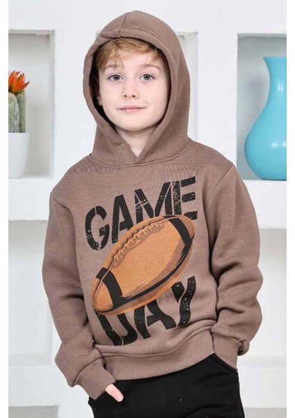 Erkek Çocuk Üzerinde Top ve Game Day Yazı Baskılı Sweatshirt 3 Iplik Kahverengi Eşofman Takım