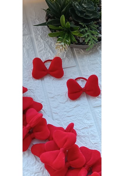 Fiyonk Minnie Kırmızı Çocuk Lastik Toka fırsatları