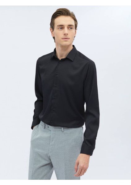Siyah Düz Regular Fit Dokuma Casual Gömlek
