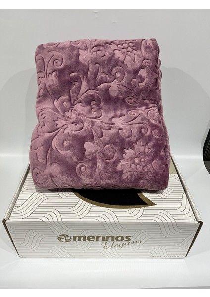 Yumuşak ve şık tek kişilik mor polyester battaniye, konfor ve estetik sunar. modelleri