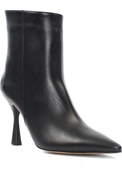 Kadın Siyah Fermuarlı İnce Topuklu Deri Bot modelleri