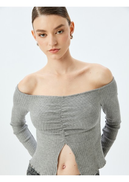 Uzun Kollu Madonna Yaka Omzu Açık Asimetrik Pencere Detaylı Bluz