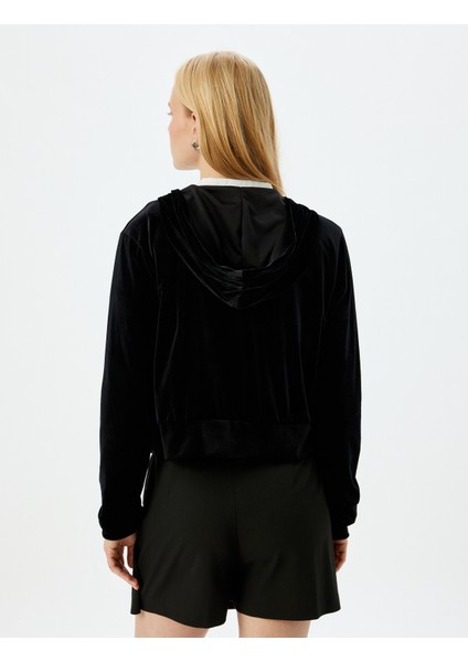Cepli Kapüşonlu Fermuarlı Kadife Sweatshirt