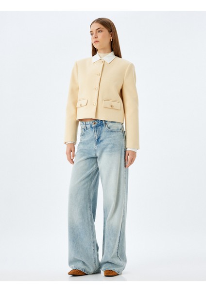 Crop Blazer Ceket Yakasız Kapaklı Çift Cep Detaylı Slim Fit fiyatları
