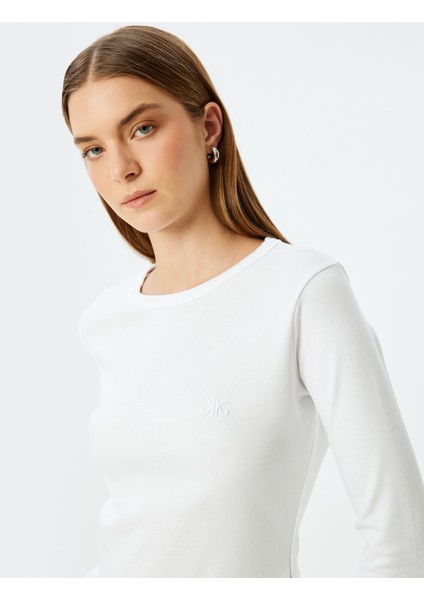 Uzun Kollu Tişört Nakış Detaylı Bisiklet Yaka Pamuklu