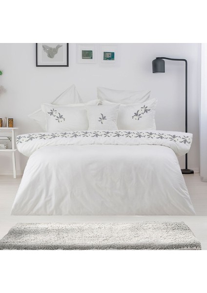 Gardenya Pamuklu Çift Kişilik Nakışlı Kombinli Nevresim Seti