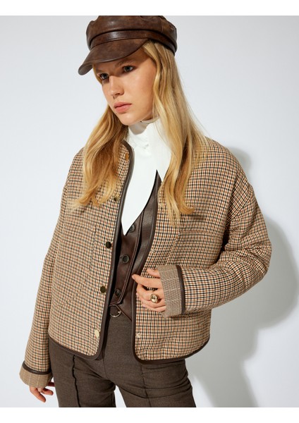 Mevsimlik Ceket Yuvarlak Yaka Çıt Çıt Düğmeli Cepli modelleri