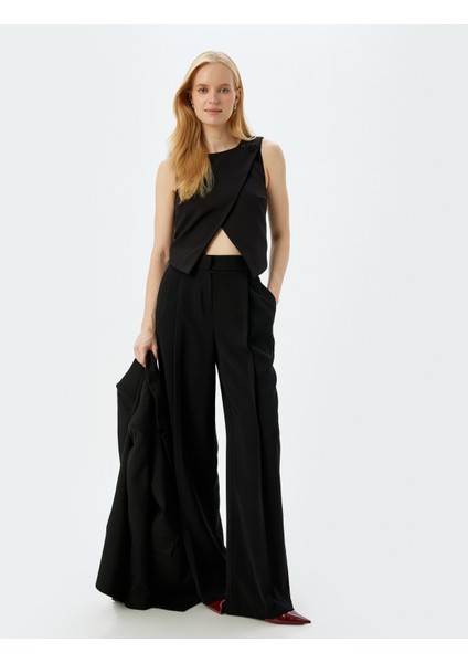 Düğmeli Yuvarlak Yaka Crop Asimetrik Yelek