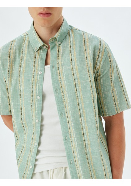 Desenli Gömlek Kısa Kollu Düğmeli Yaka Pamuklu indirimleri