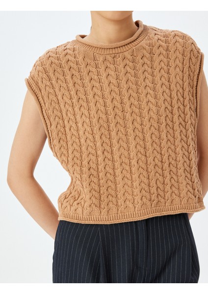 Kolsuz Yuvarlak Yaka Saç Örgü Süveter indirimleri