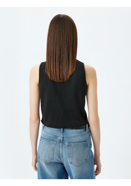 Kolsuz Düğmeli Bisiklet Yaka Triko Yelek fırsatları