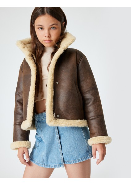 Deri Görünümlü Ceket Peluş Detaylı Dik Yaka Cepli fiyatları