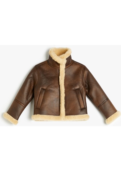 Deri Görünümlü Ceket Peluş Detaylı Dik Yaka Cepli modelleri