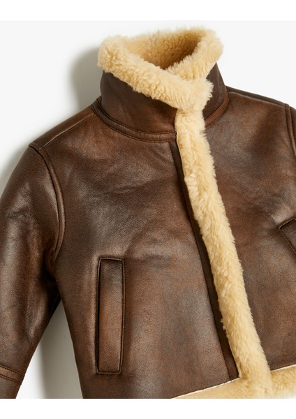 Deri Görünümlü Ceket Peluş Detaylı Dik Yaka Cepli indirimleri