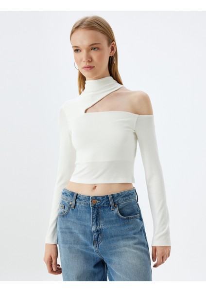 x Inji - Crop Pencere Detaylı Uzun Kollu Tişört modelleri