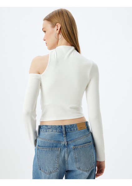 x Inji - Crop Pencere Detaylı Uzun Kollu Tişört fırsatları