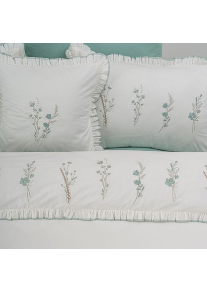 Artemis Pamuklu Çift Kişilik Nakışlı Kombinli Nevresim Seti