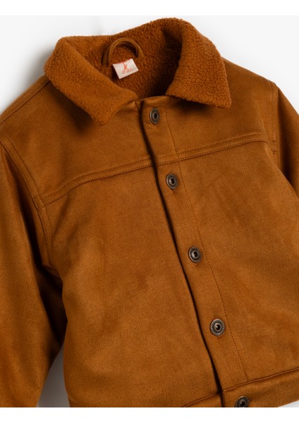 Süet Görünümlü Ceket Polar Yaka Detaylı Düğme Kapamalı modelleri