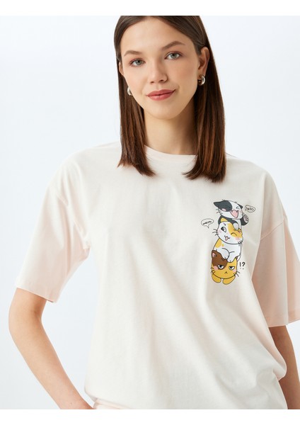 Kedi Baskılı Bisiklet Yaka Kısa Kollu Rahat Kalıp Tişört