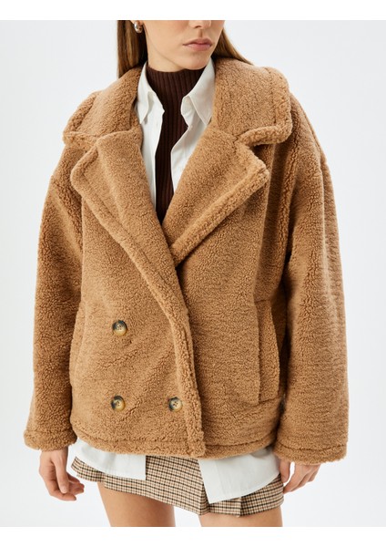 Kruvaze Yaka Cepli Düğmeli Peluş Mont indirimleri