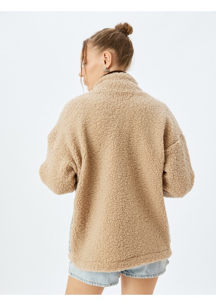 Dik Yaka Düğmeli Cepli Kot Kumaş Detaylı Rahat Kalıp Peluş Ceket fırsatları