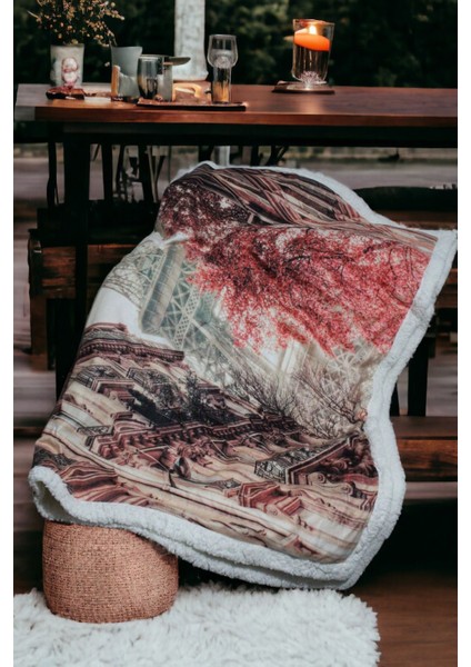 Yılbaşı Temalı Büyük Eyfel Kulesi Baskılı Battaniye 150x180, Solmaya Dayanıklı Polyester