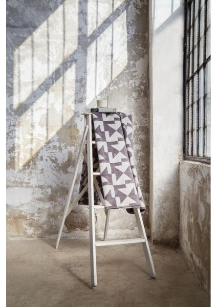 Yumuşak Peluş Battaniye 160x220, Tek Kişilik, Sıcak ve Konforlu, Akrilik, Beyaz