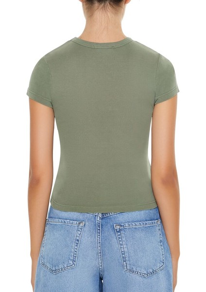 F21 Lucky Baskılı Baby Tee Tişört indirimleri