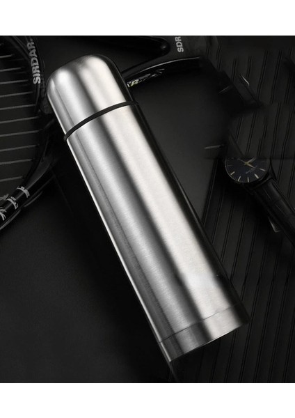 Gri paslanmaz çelik 500 ml termos, şık ve dayanıklı içecek kabı modelleri