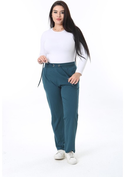 Kadın Büyük Beden Yeşil Pamuklu Kumaş Beli Kuşgözü Bağcık Detaylı Eşofman Alt 65N38470