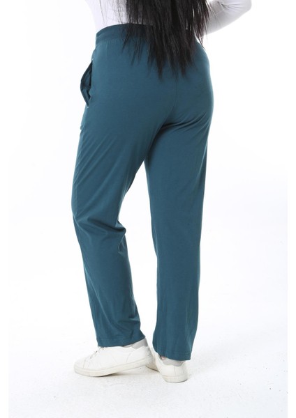 Kadın Büyük Beden Yeşil Pamuklu Kumaş Beli Kuşgözü Bağcık Detaylı Eşofman Alt 65N38470