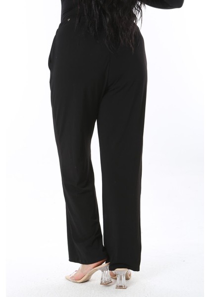 Kadın Büyük Beden Siyah Yan Cepli Beli Lastikli Eşofman Alt 65N38657