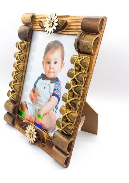 Kişiye Özel Ahşap Bambu Çiçek Desenli Çerçeve fiyatları