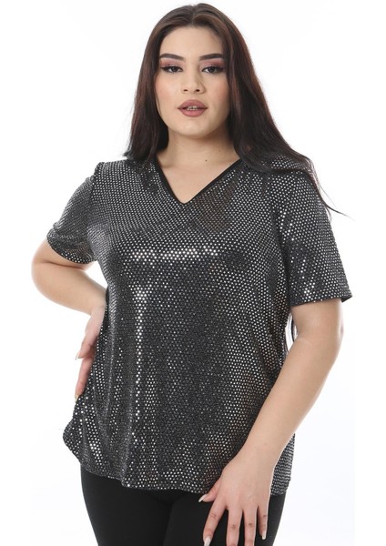 Kadın Büyük Beden Gümüş V Yakalı Payetli Bluz 65N38510