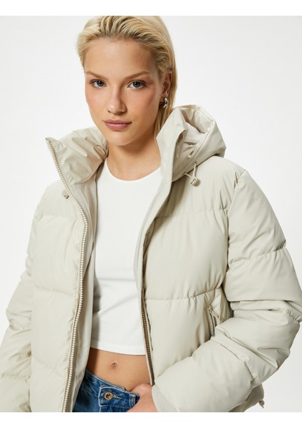 Kapüşonlu Şişme Mont Cepli Fermuarlı