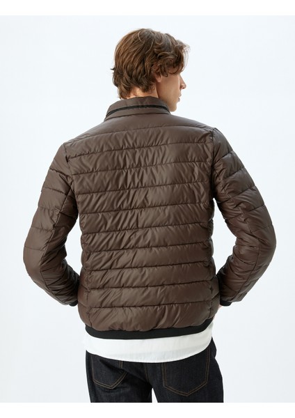 Dik Yaka Etiket Detaylı Slim Fit Şişme Ceket fırsatları