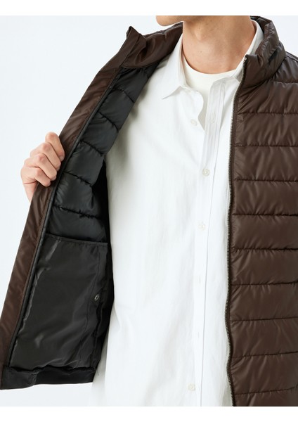Dik Yaka Etiket Detaylı Slim Fit Şişme Ceket indirimleri