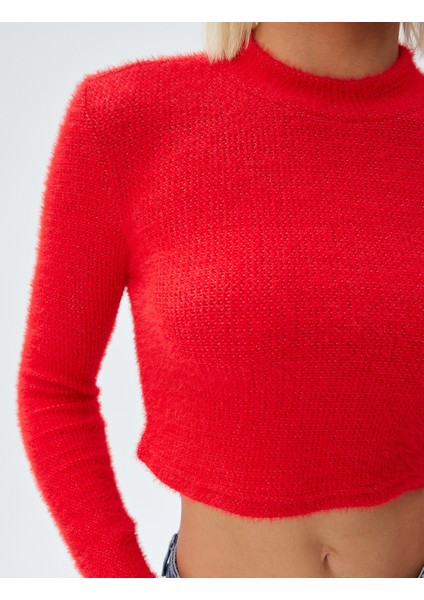 Crop Triko Kazak Uzun Kollu Yuvarlak Hafif Dik Yaka Slim Fit indirimleri