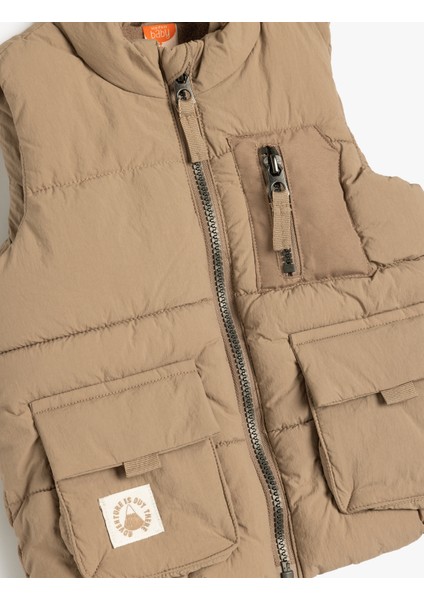 Şişme Yelek Kapüşonlu Içi Polar Astarlı Kapaklı Cep Detaylı modelleri