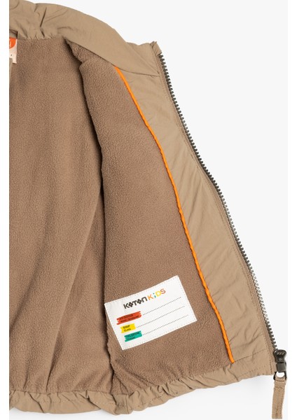 Şişme Yelek Kapüşonlu Içi Polar Astarlı Kapaklı Cep Detaylı fırsatları