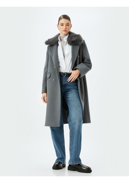 Çıkarılabilir Suni Kürk Yaka Detaylı Uzun Kaşe Kaban