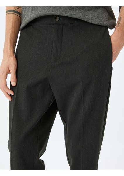 Straight Fit Viskon Karışımlı Cep Detaylı Düğmeli Kumaş Pantolon