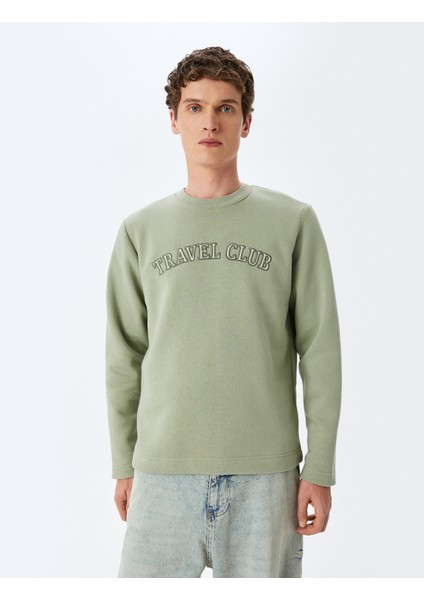 Bisiklet Yaka Pamuk Karışımlı Slogan Işlemeli Sweatshirt modelleri