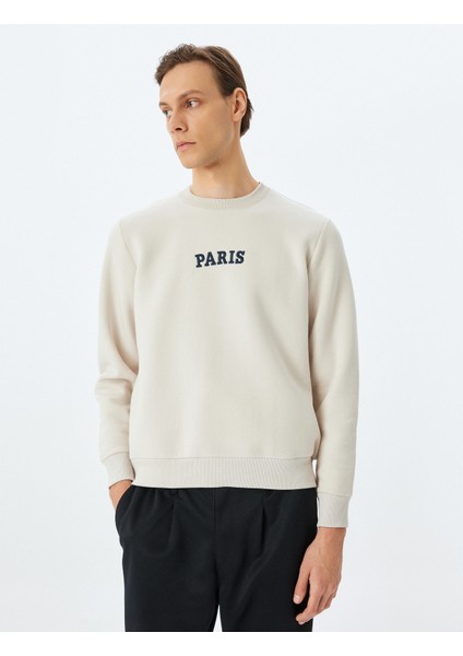 Bisiklet Yaka Pamuk Karışımlı Şardonlu Slogan Işlemeli Sweatshirt modelleri