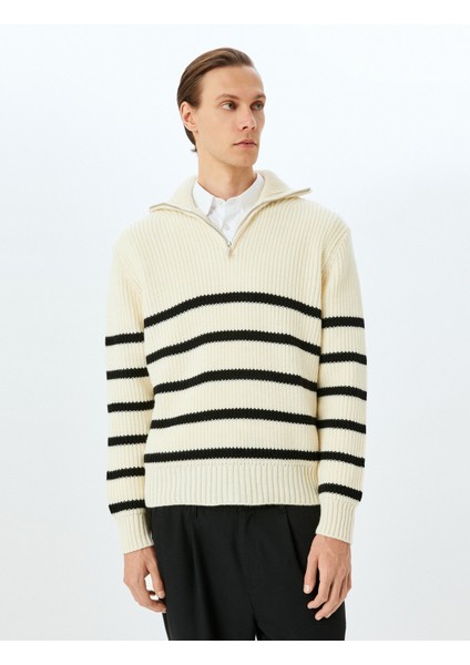 Yarım Fermuarlı Yün Karışımlı Çizgili Triko Kazak modelleri