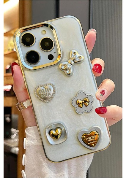 Iphone 15 Pro Uyumlu 3D Taş Kurdele Kelebek Kalp Işleme Motifli Sert Kapak